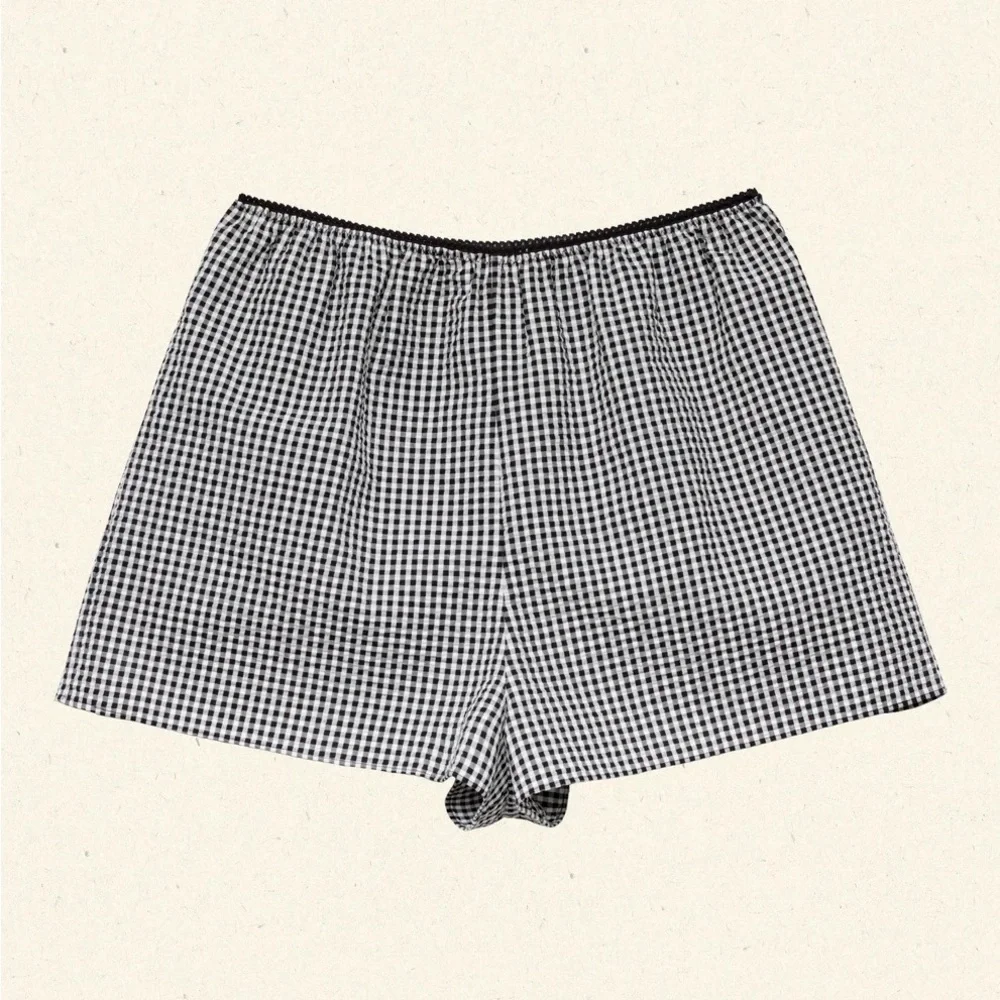 Doen Larena Black and White check gingham High Waist Shorts - Picture 2 of 6